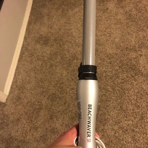 Beachwaver S1 rotating curling iron